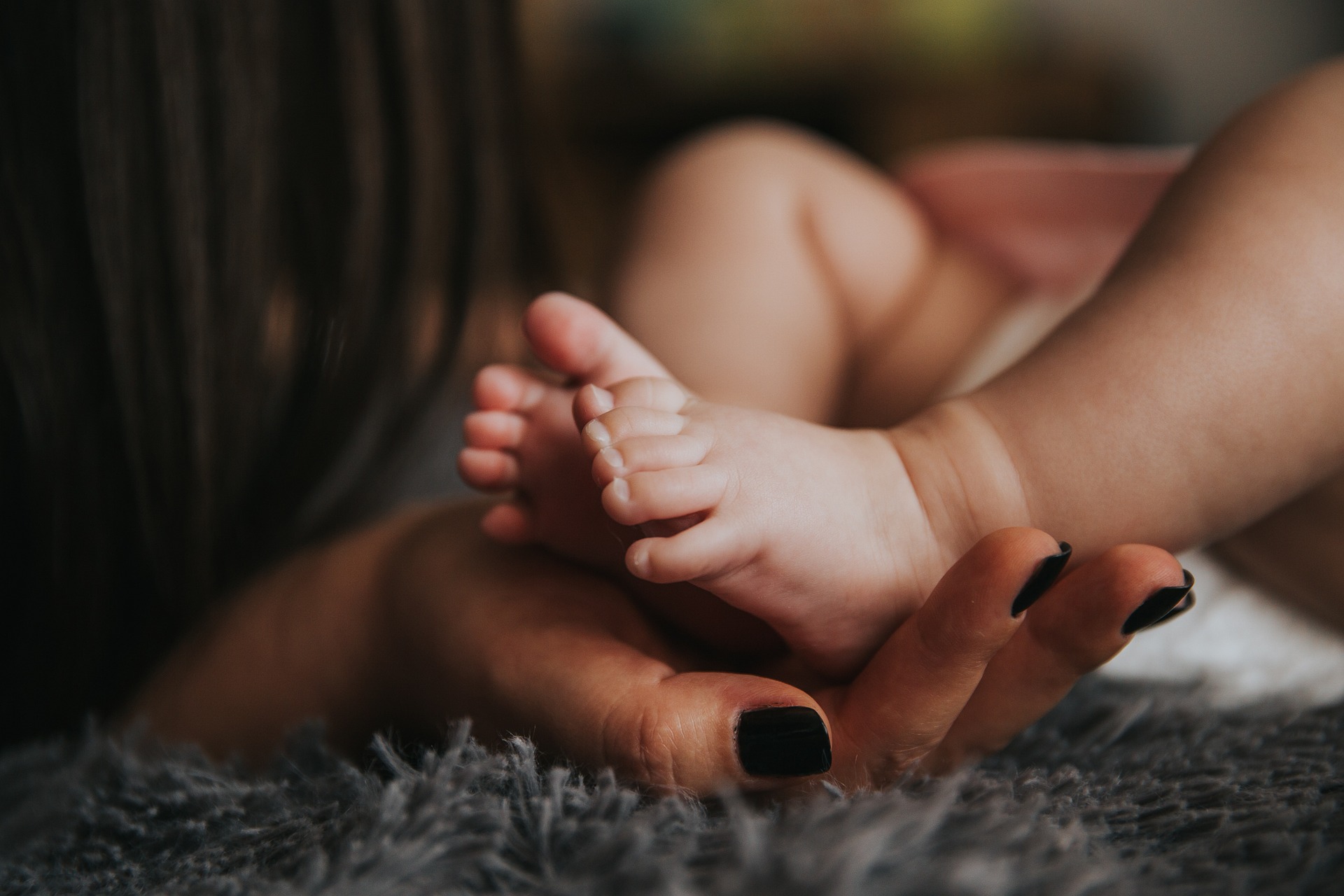 Jakie badania powinno przejść dziecko w pierwszych miesiącach życia?