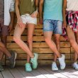 Jak wybrać idealne sneakersy na lato – poradnik dla mężczyzn i kobiet