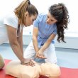 Jak kursy kwalifikowanej pierwszej pomocy mogą uratować życie – praktyczne aspekty i korzyści z nauki