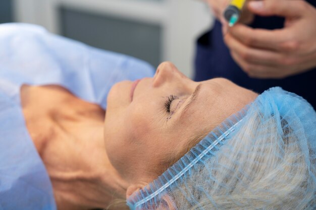 Jak mezoterapia może poprawić kondycję Twojej skóry?