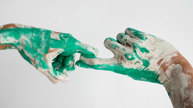 Jakie wyzwania stoją przed artystami tworzącymi w dzisiejszych czasach?